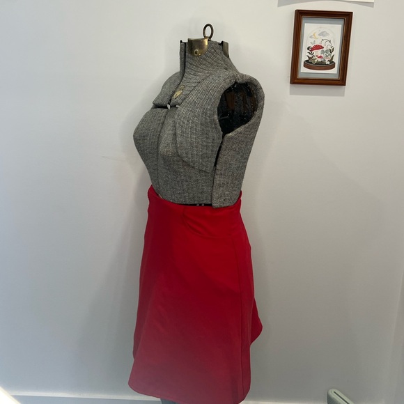 BRIGHT red mini Skirt - Picture 2 of 3